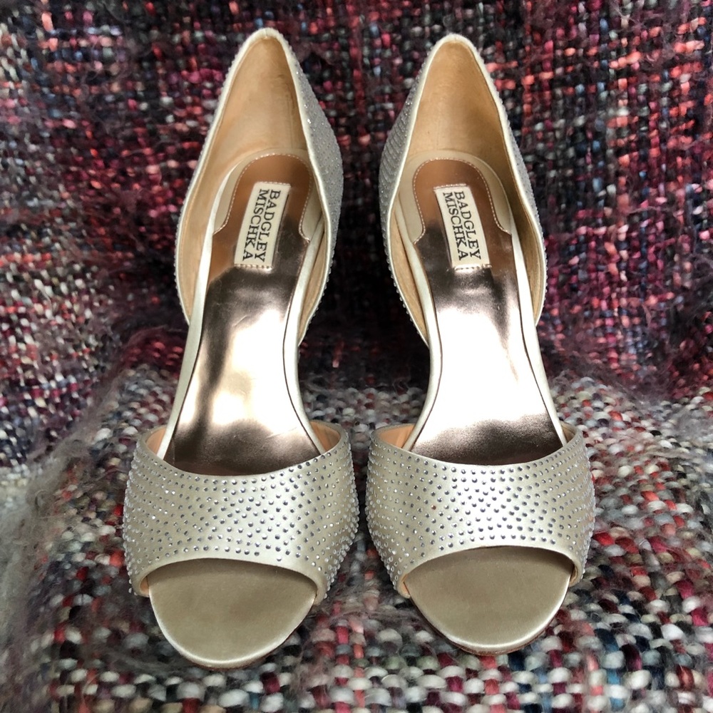 Badgley Mischka Ivory Rhinestoned Heels